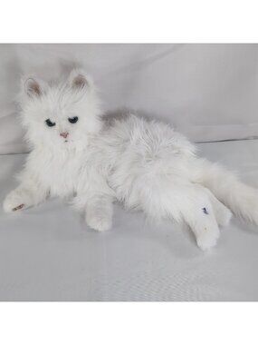 Hasbro Furreal Friends 2009 Lulu My Cuddlin Kitty White Persian Cat Purrs READ